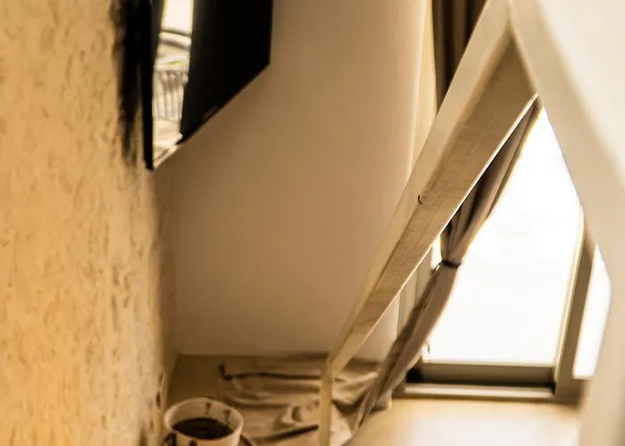 Joco Mykonos Nature N8 * Plintri