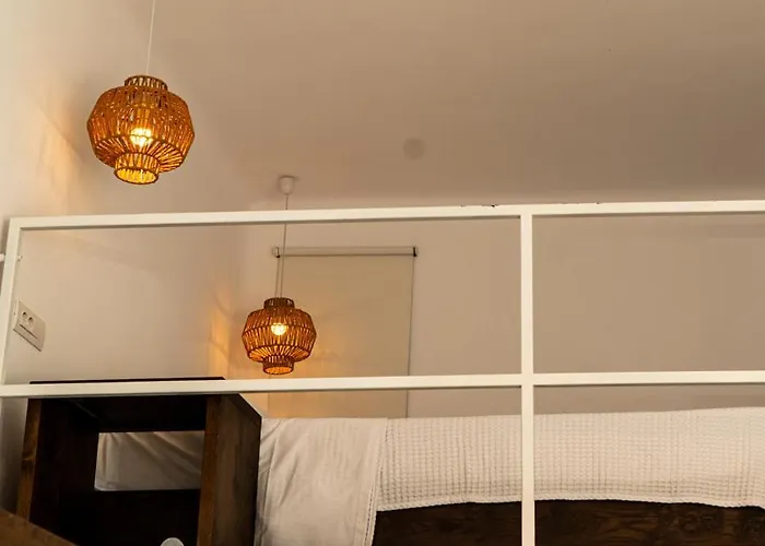 Ήσυχο Κυκλαδίτικο Σπιτι White Stone N8 Plintri